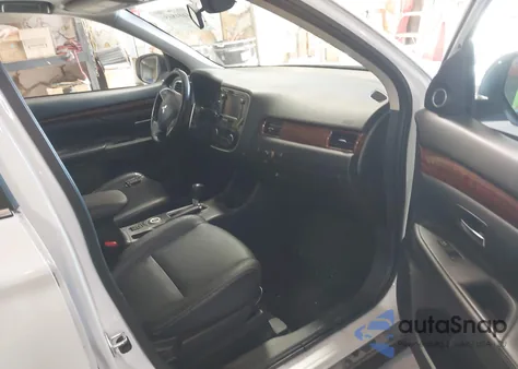 2014 Mitsubishi Outlander Gt z USA, uszkodzony, nr VIN JA4JZ4AX6EZ001289